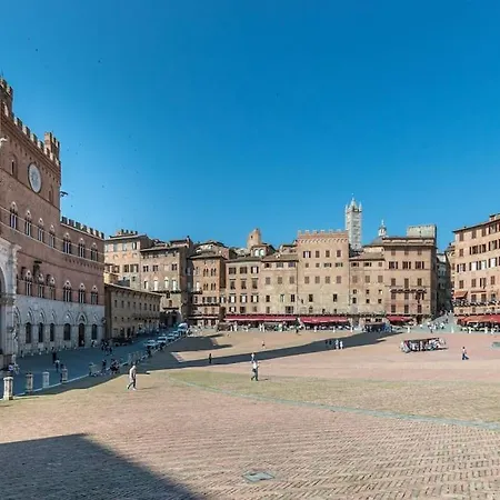 Mimosa- Loft Elegante Con Terrazza Nel Centro Di Lägenhet Siena