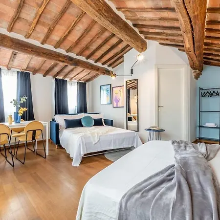 Lägenhet Mimosa- Loft Elegante Con Terrazza Nel Centro Di