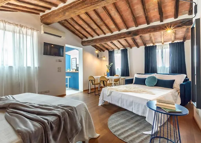 Mimosa- Loft Elegante Con Terrazza Nel Centro Di Διαμέρισμα Σιένα